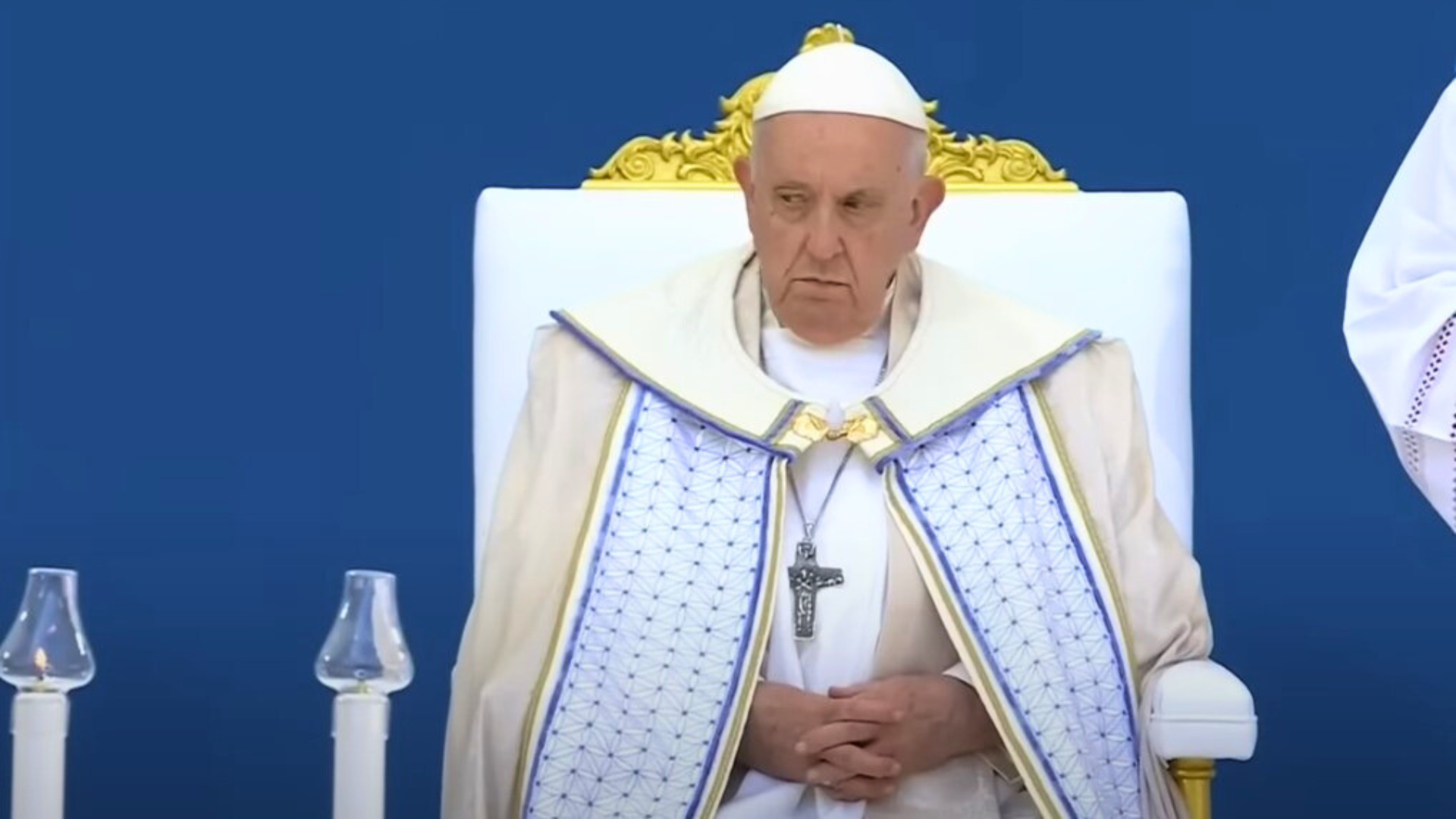 Le pape François à Marseille crée la confusion du spirituel et du temporel
