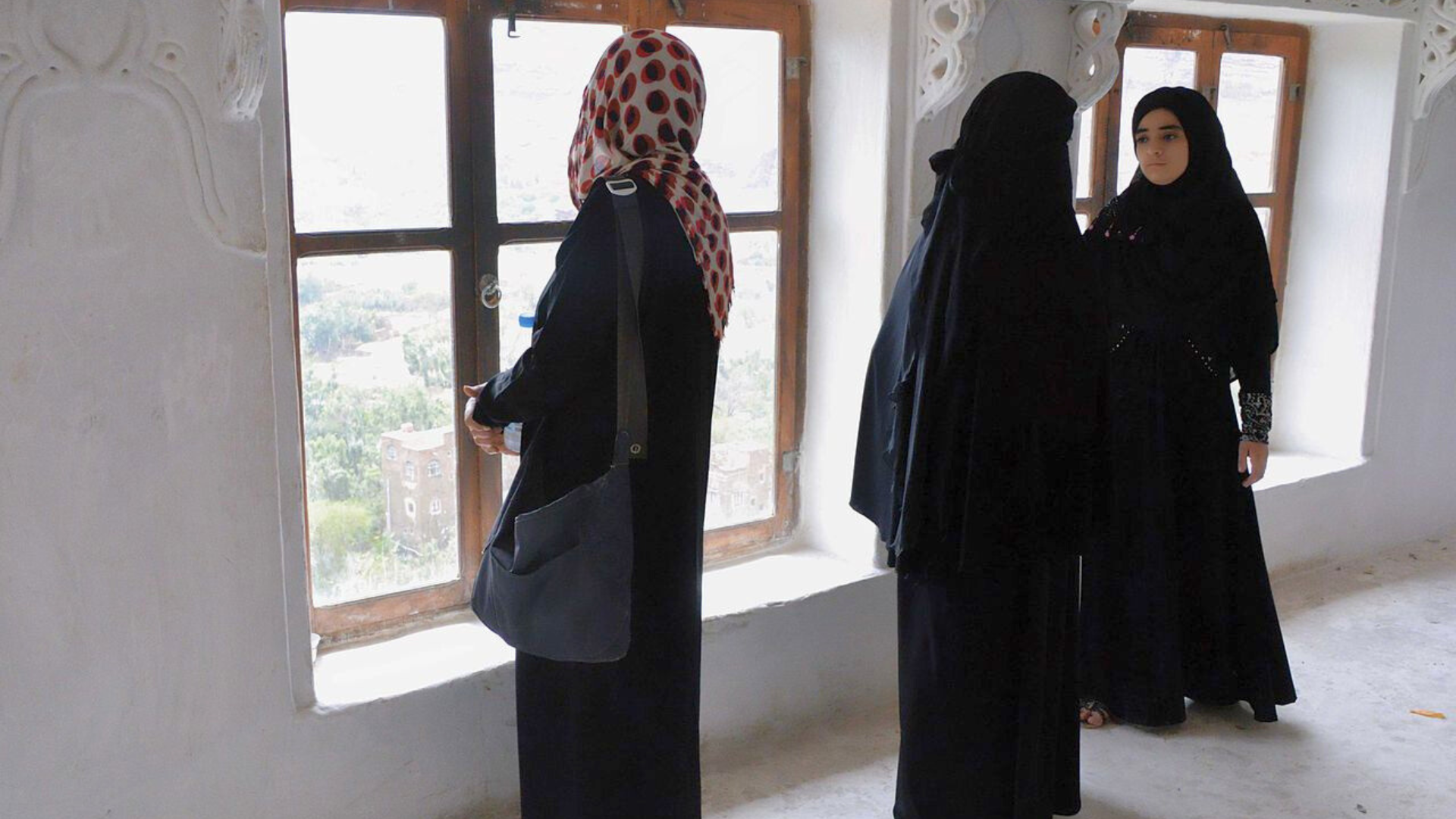 L’abaya, la dernière offensive des islamistes